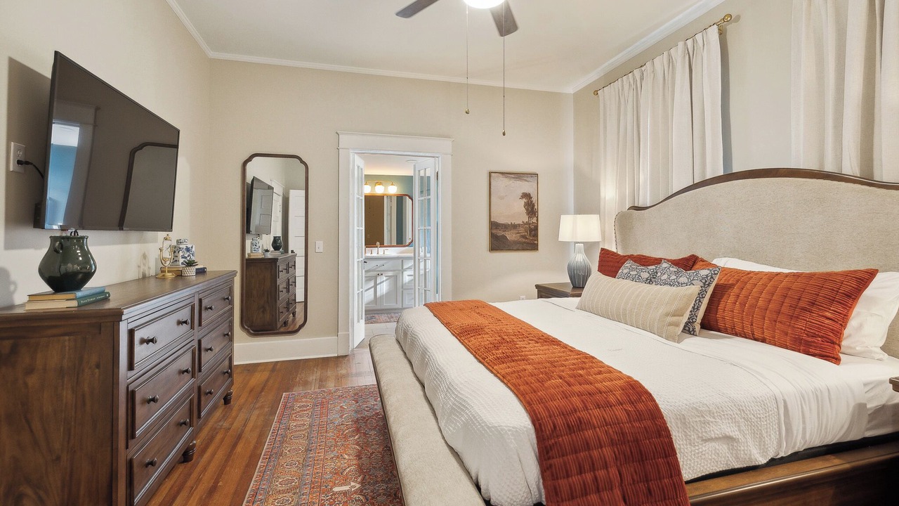 Photo of Bedroom in Laurel
