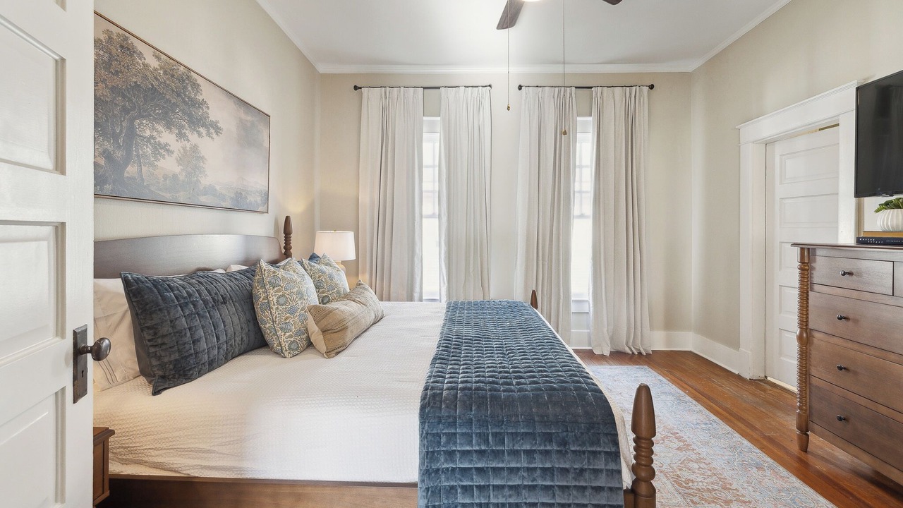 Photo of Bedroom in Laurel