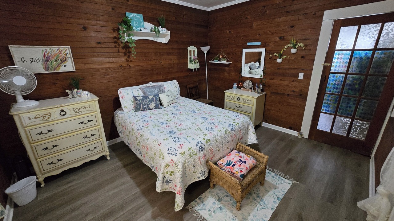 Photo of Bedroom in Pine Level
