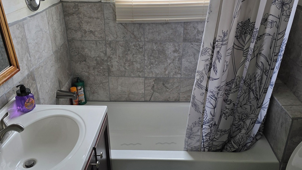 Photo of Bathroom in Pine Level