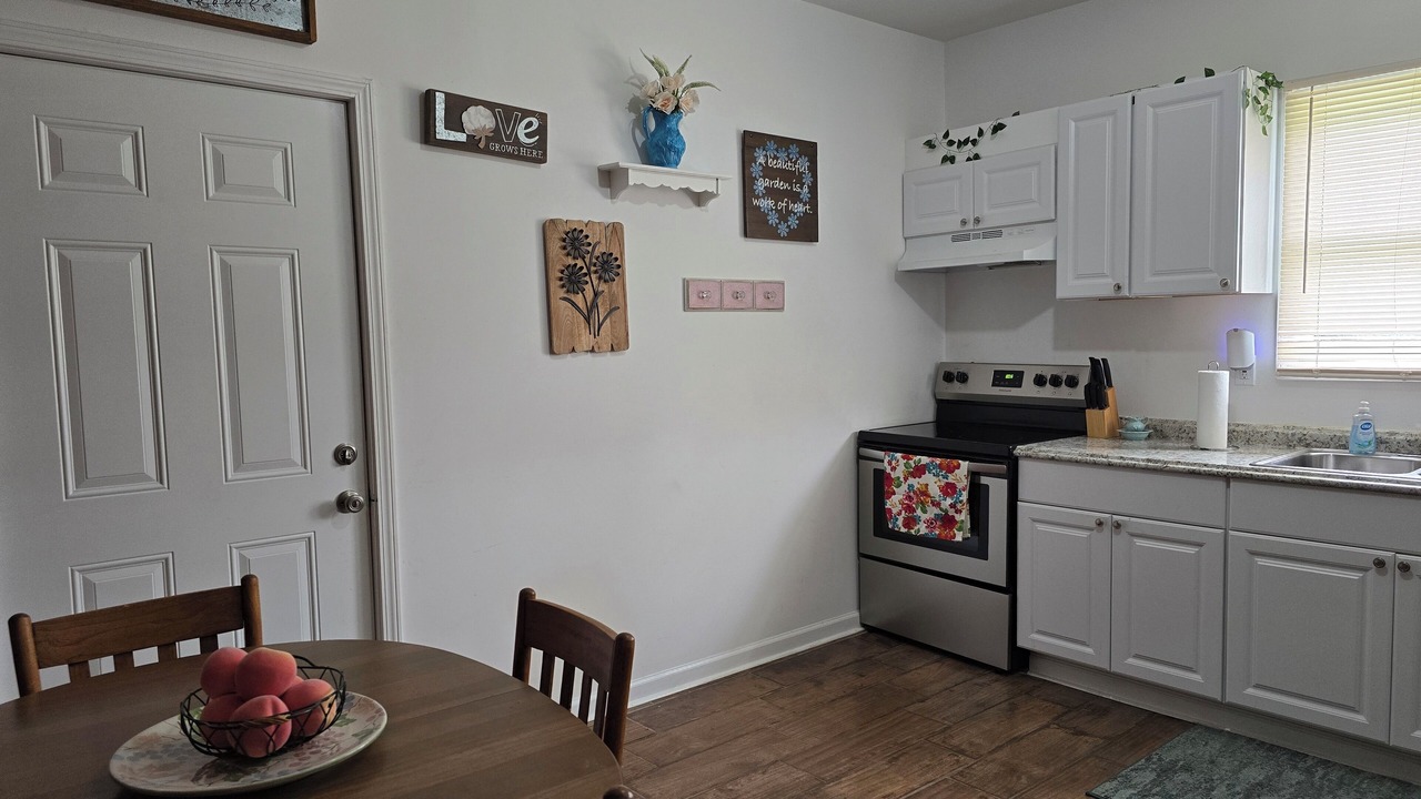 Photo of Kitchen in Pine Level