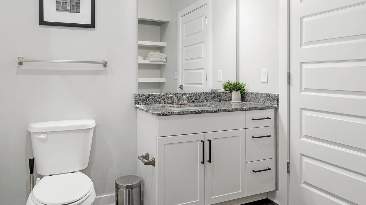 Photo of Bathroom in Mableton