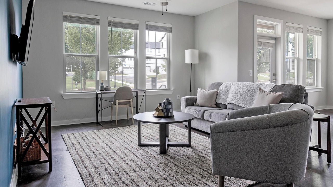 Photo of Livingroom in Mableton