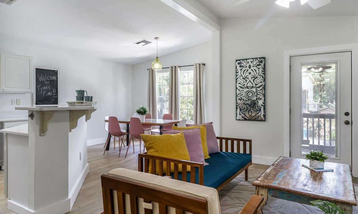 Photo of Livingroom in Tybee Island
