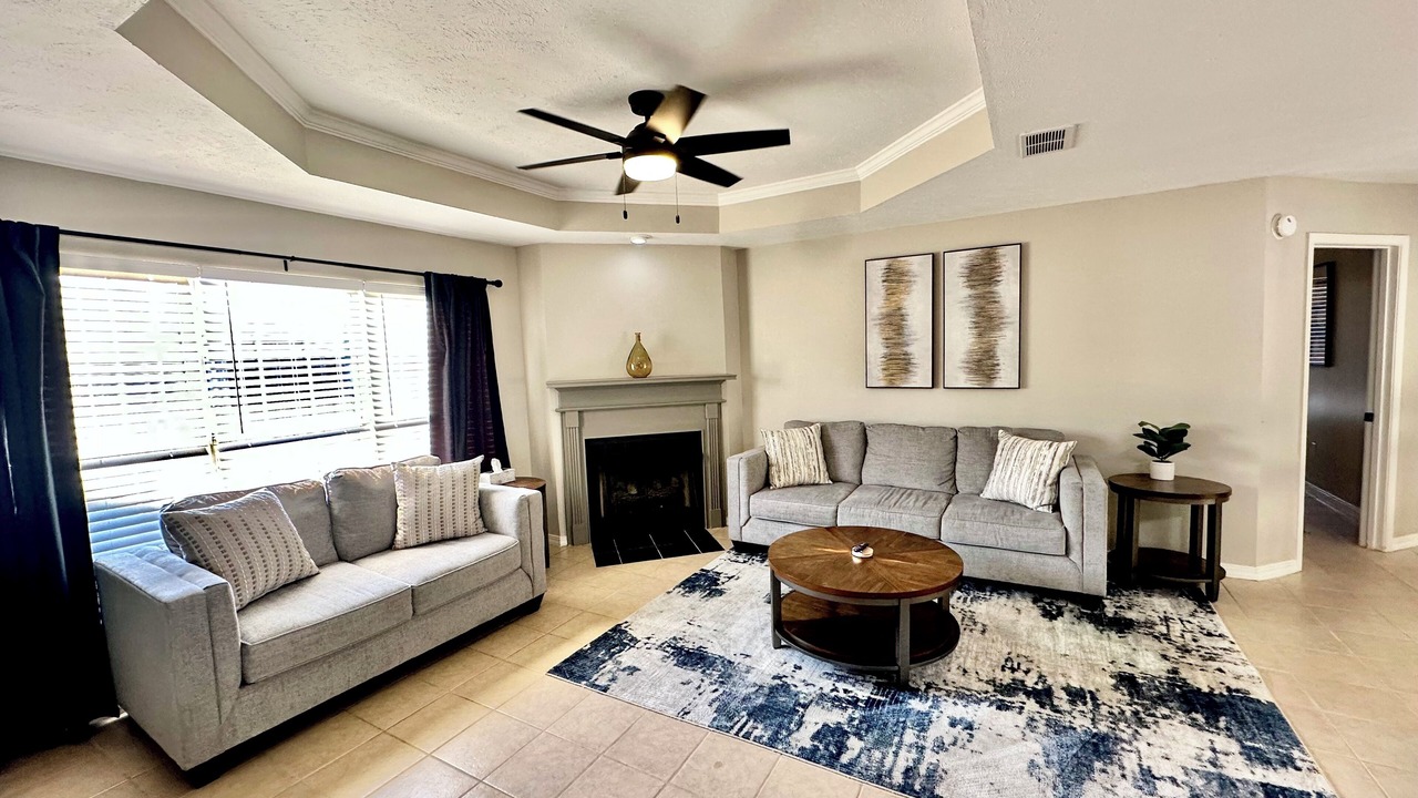 Photo of Livingroom in Flowood