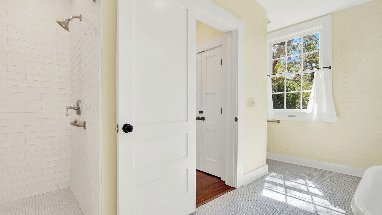 Photo of Bathroom in Tybee Island
