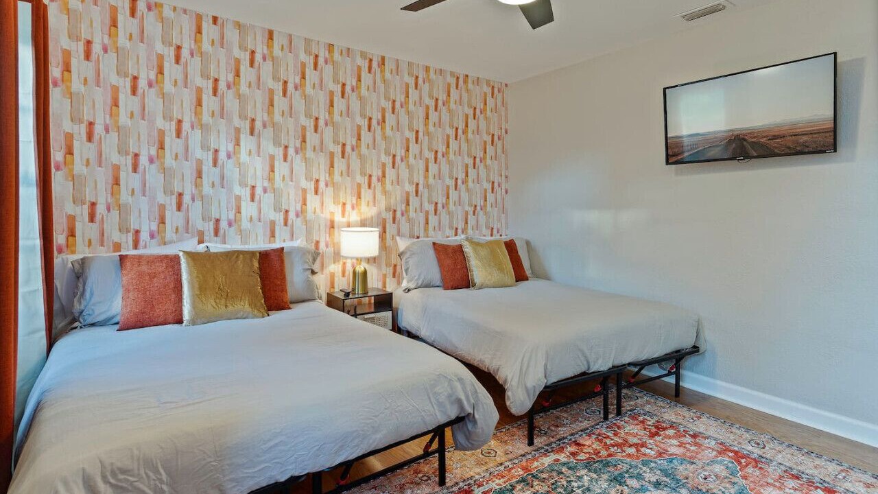 Photo of Bedroom in Lake Eola Heights