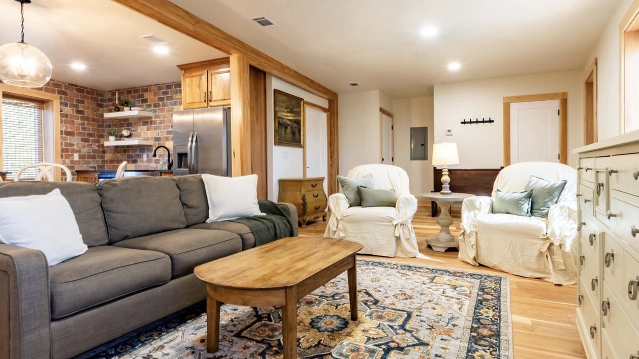 Photo of Livingroom in Jay