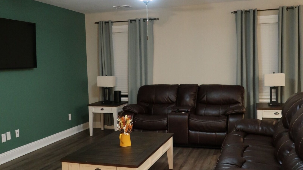 Photo of Livingroom in Statesboro