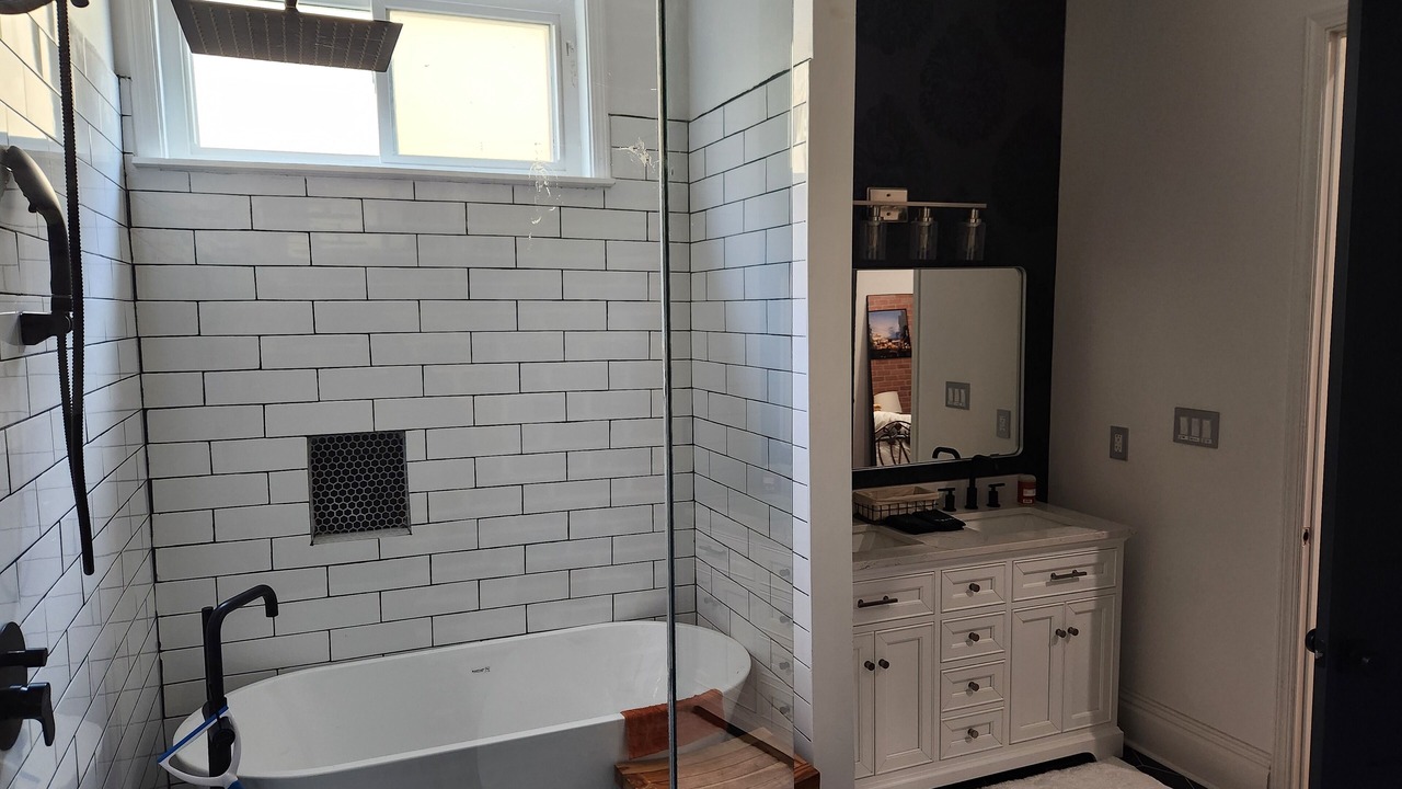 Photo of Bathroom in Seventh Ward