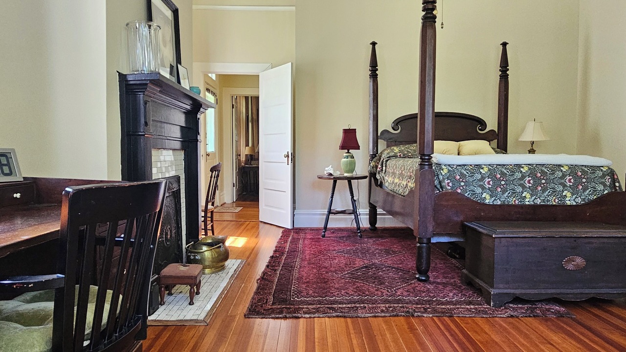 Photo of Bedroom in Greensboro