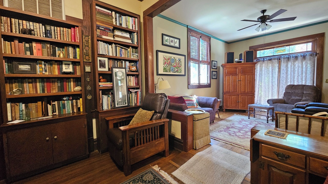 Photo of Livingroom in Greensboro