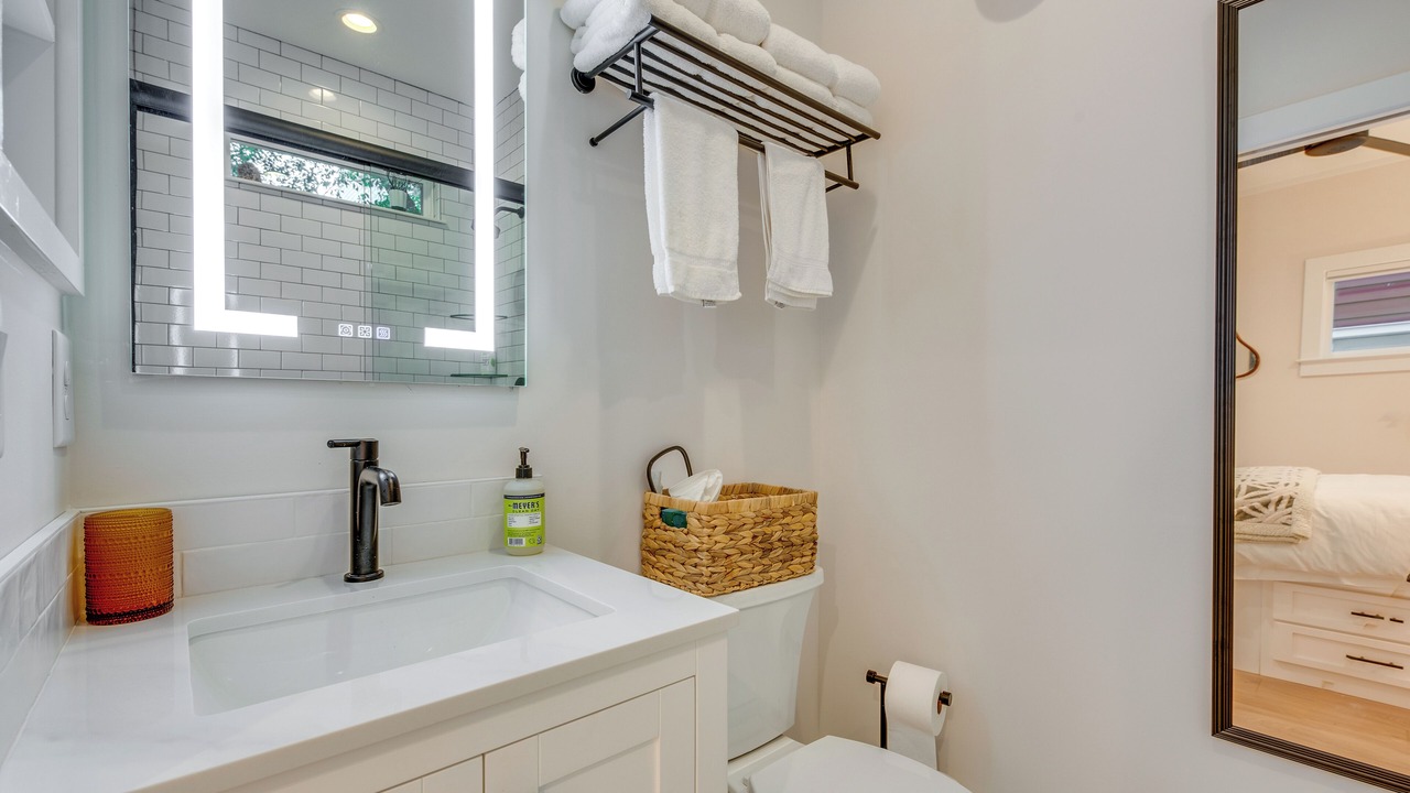 Photo of Bathroom in Old Fourth Ward