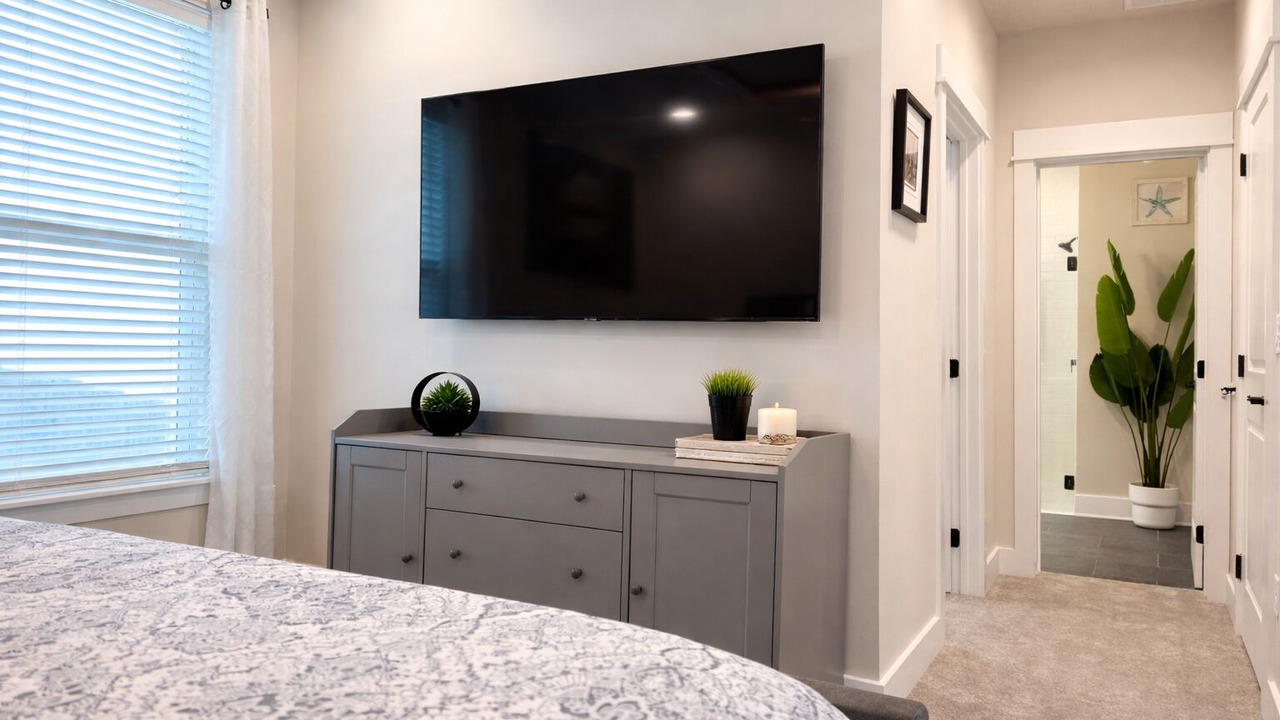 Photo of Bedroom in Five Points
