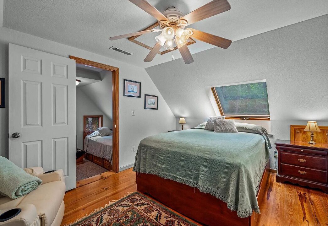Photo of Bedroom in Cedar Bluff