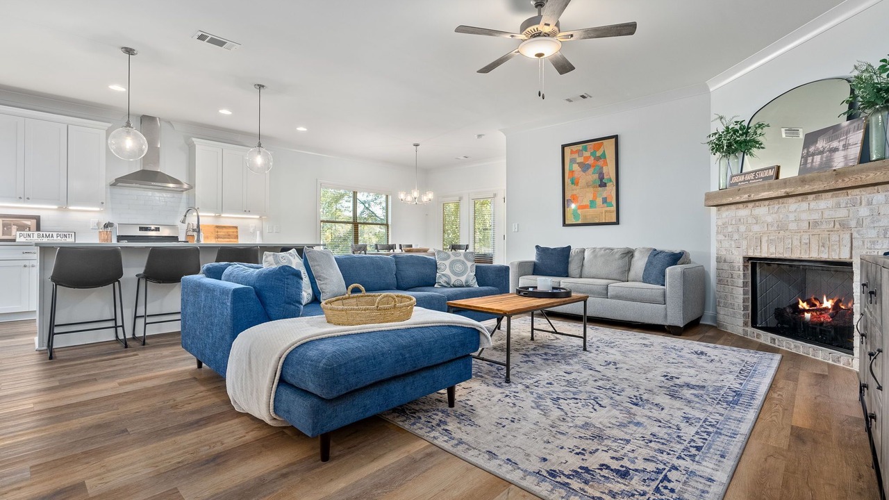 Photo of Livingroom in Auburn