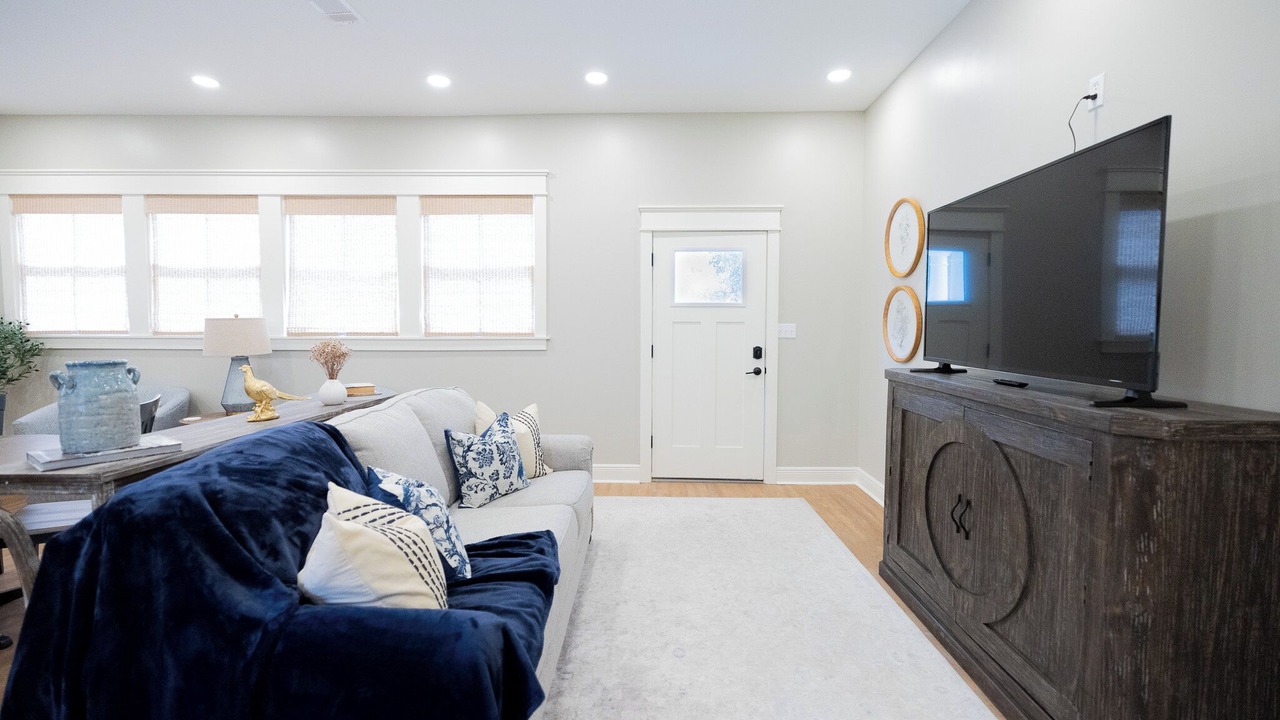 Photo of Bedroom in Laurel