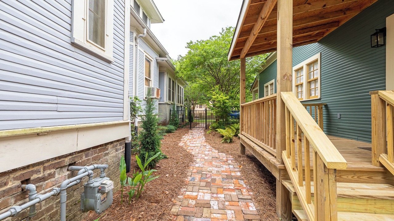 Photo of Outdoor in Laurel