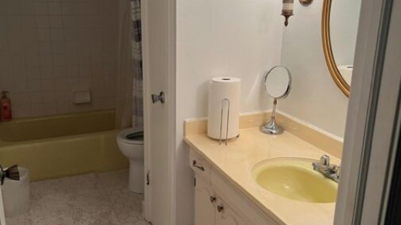Photo of Bathroom in Old Aurora