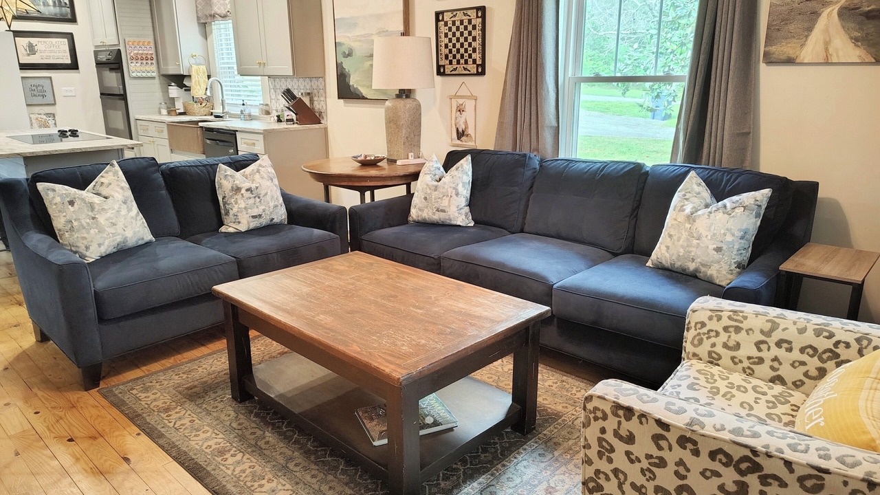 Photo of Livingroom in Steele