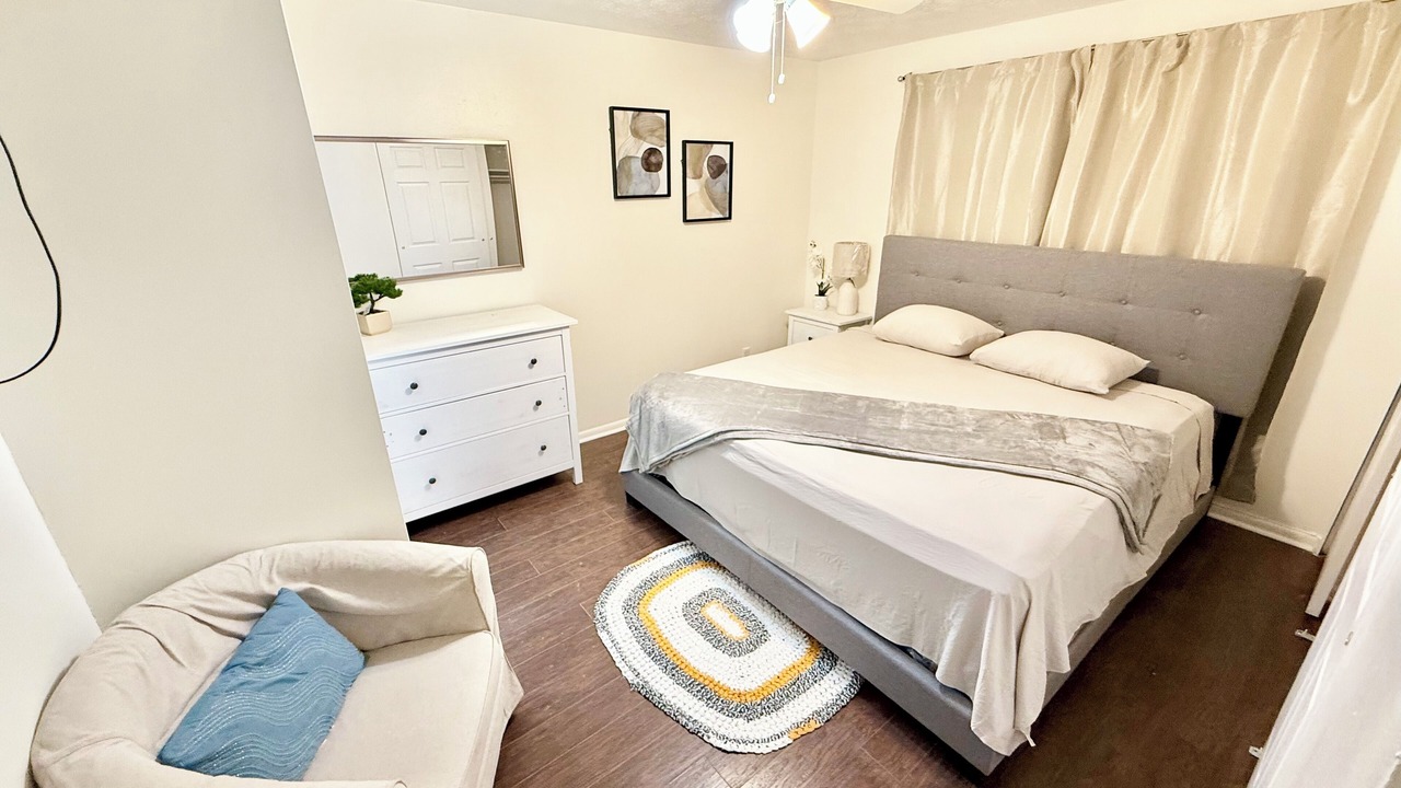Photo of Bedroom in St. Nicholas
