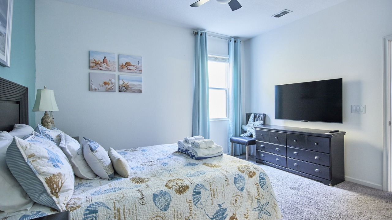 Photo of Bedroom in Loughman