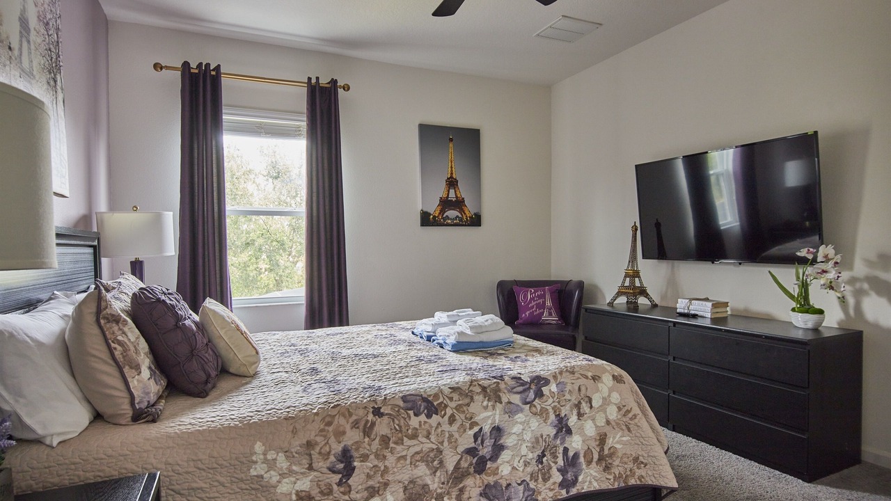Photo of Bedroom in Loughman