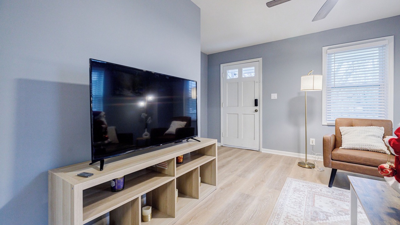 Photo of Livingroom in East Side
