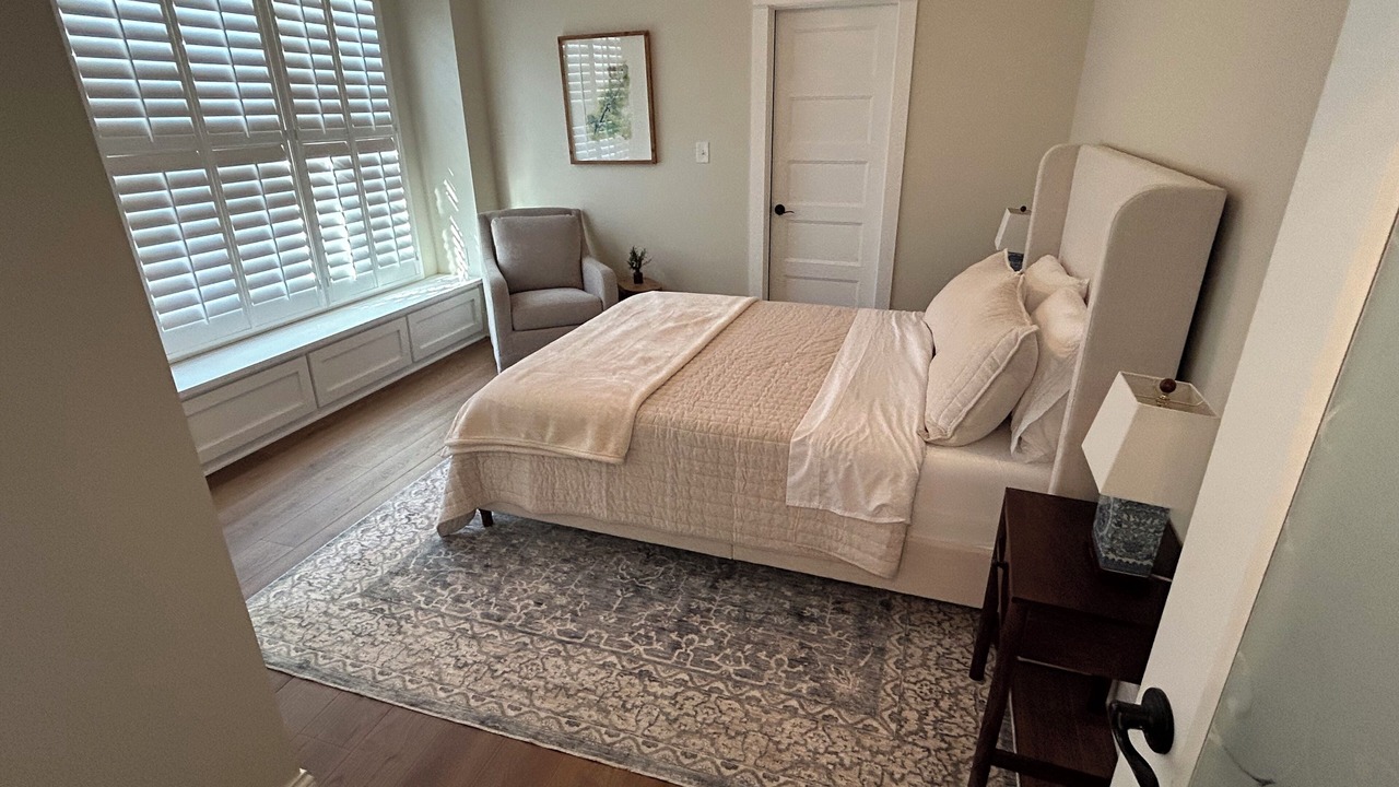 Photo of Bedroom in Groveoak