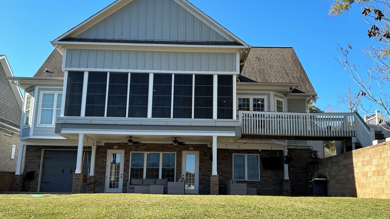 Photo of Outdoor in Groveoak