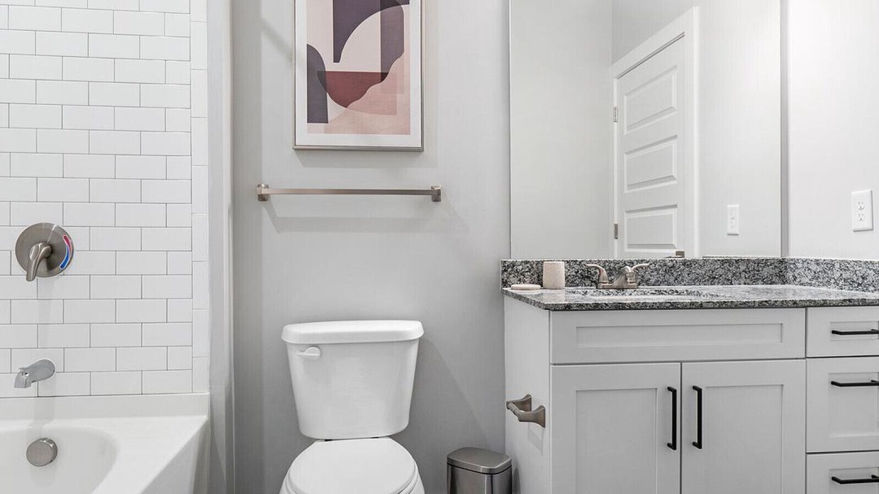 Photo of Bathroom in Mableton