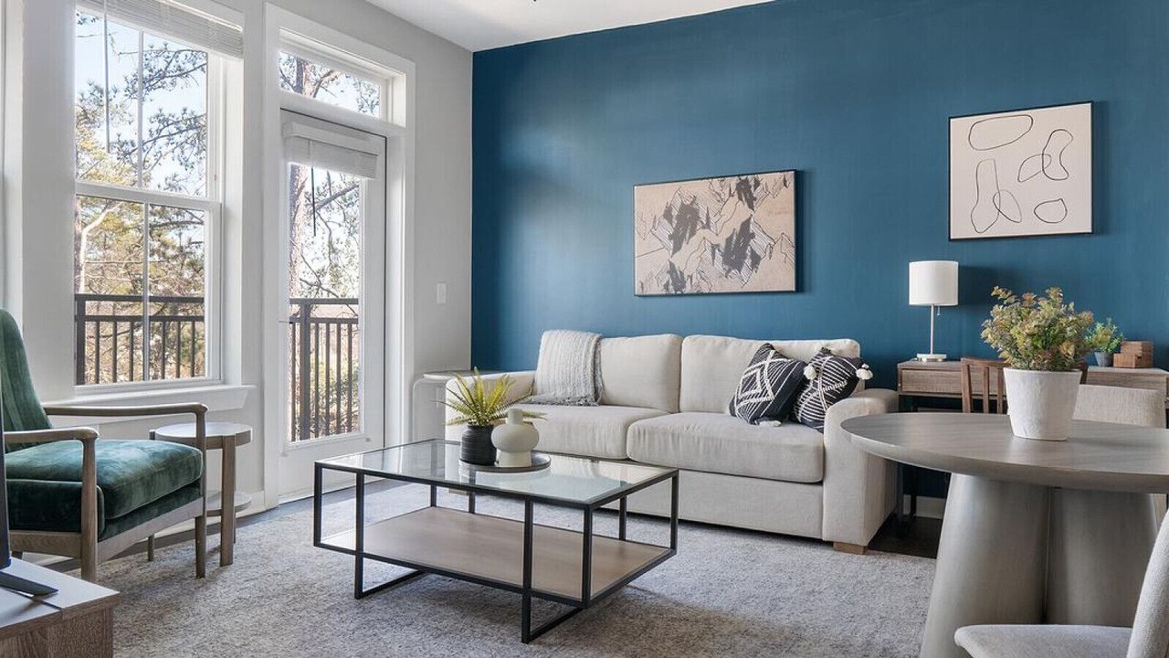 Photo of Livingroom in Mableton