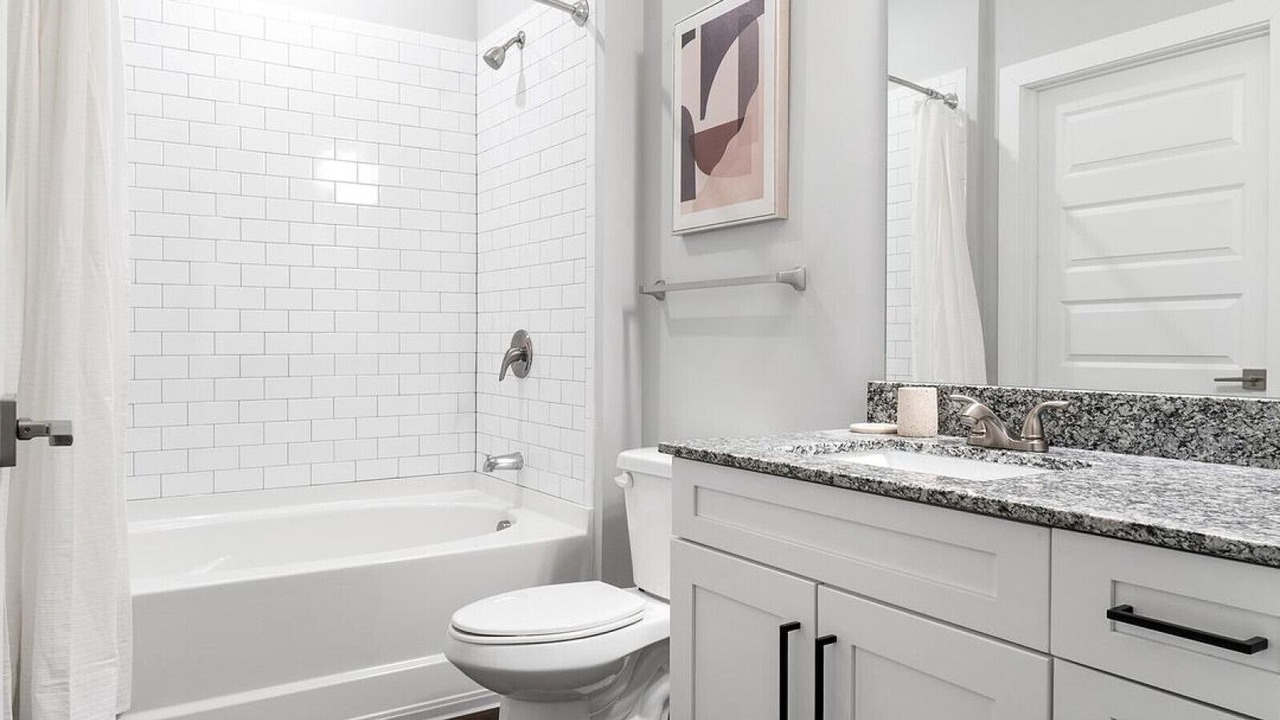 Photo of Bathroom in Mableton