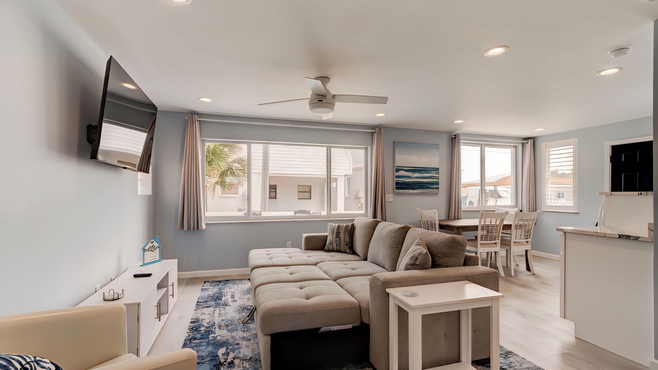 Photo of Livingroom in Neptune
