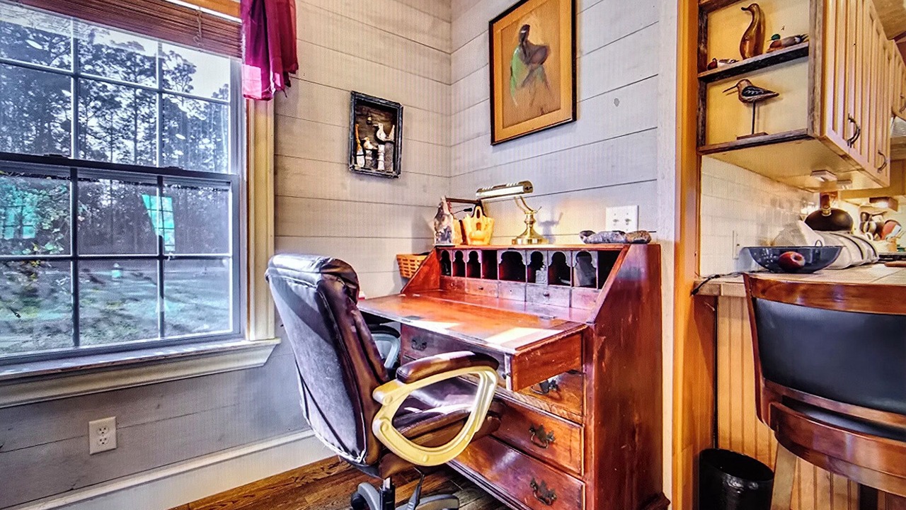 Photo of Bedroom in Interlachen