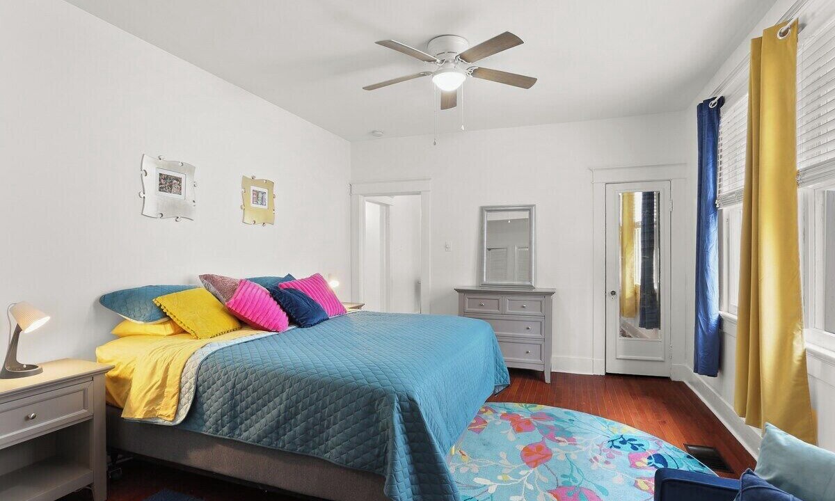 Photo of Bedroom in Uptown Historic District