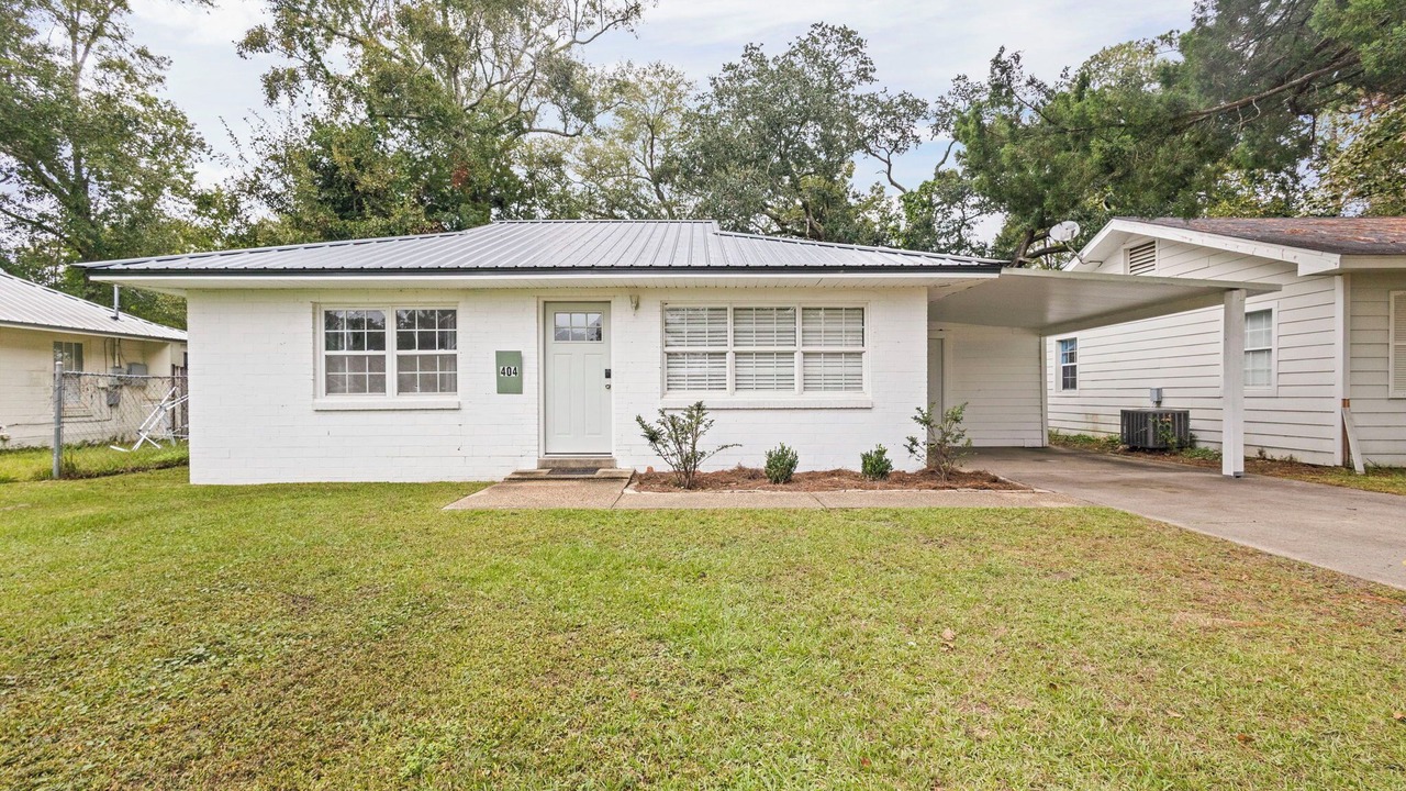 Photo of Outdoor in Foley