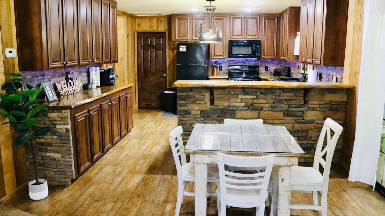 Photo of Kitchen in Edwards