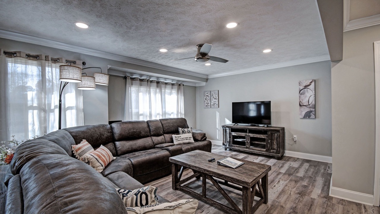 Photo of Livingroom in Clinton