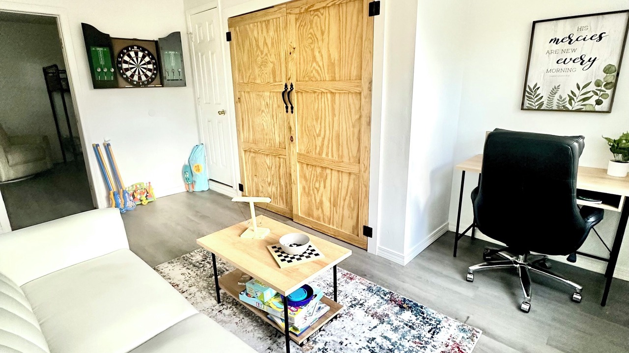 Photo of Livingroom in Pascagoula