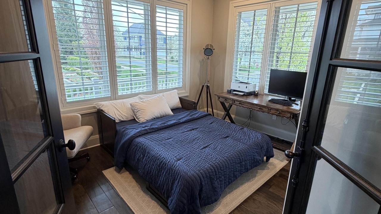 Photo of Bedroom in Bay Harbor