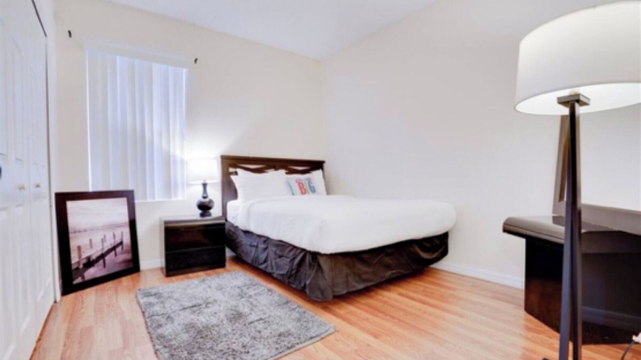 Photo of Bedroom in Sunset Ridge