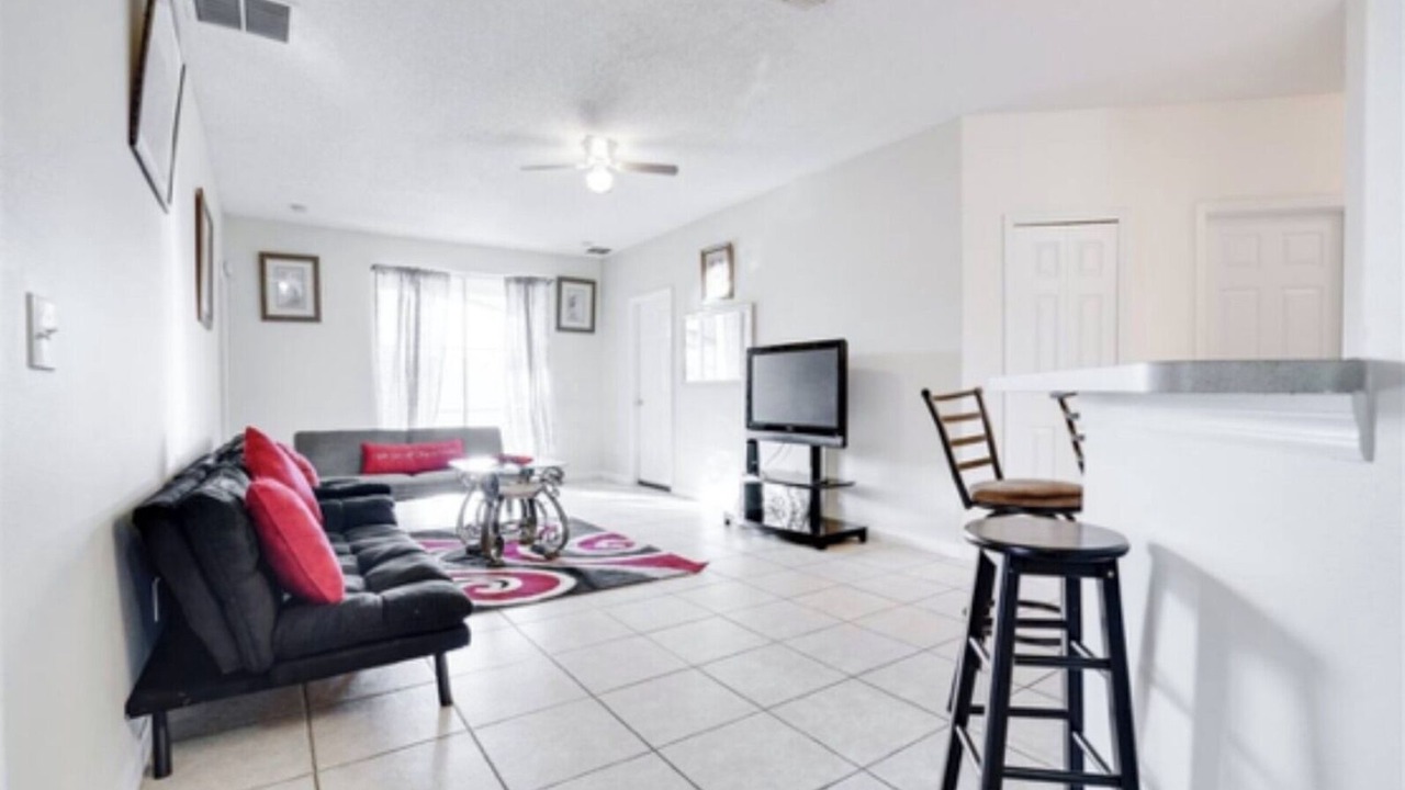 Photo of Livingroom in Sunset Ridge