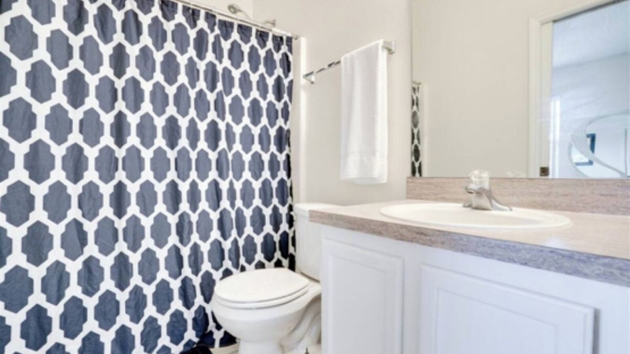 Photo of Bathroom in Sunset Ridge
