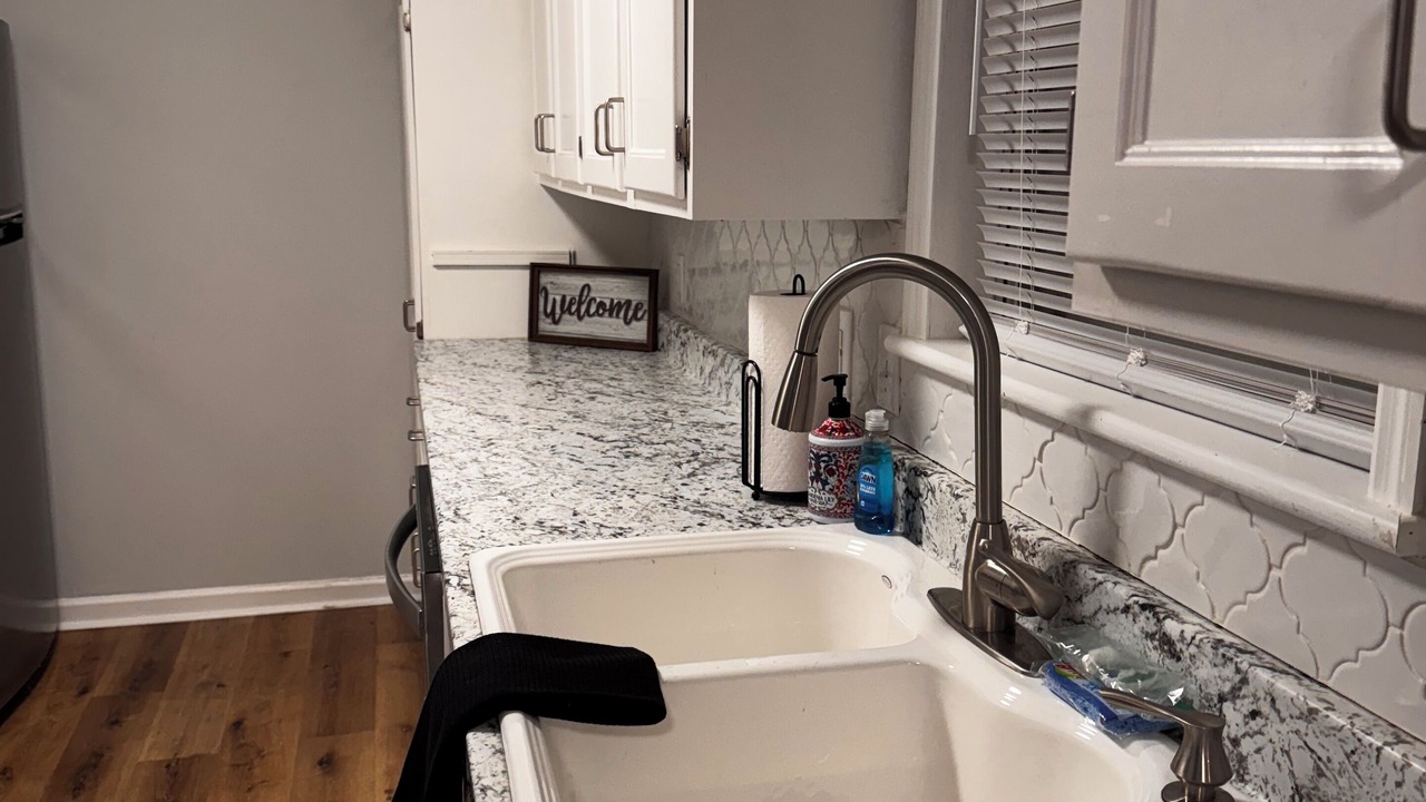 Photo of Bathroom in Groveoak