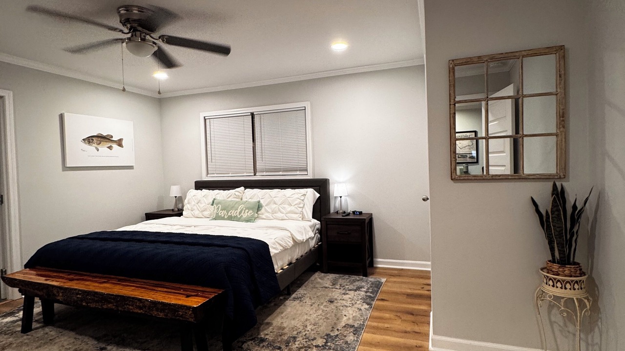 Photo of Bedroom in Groveoak