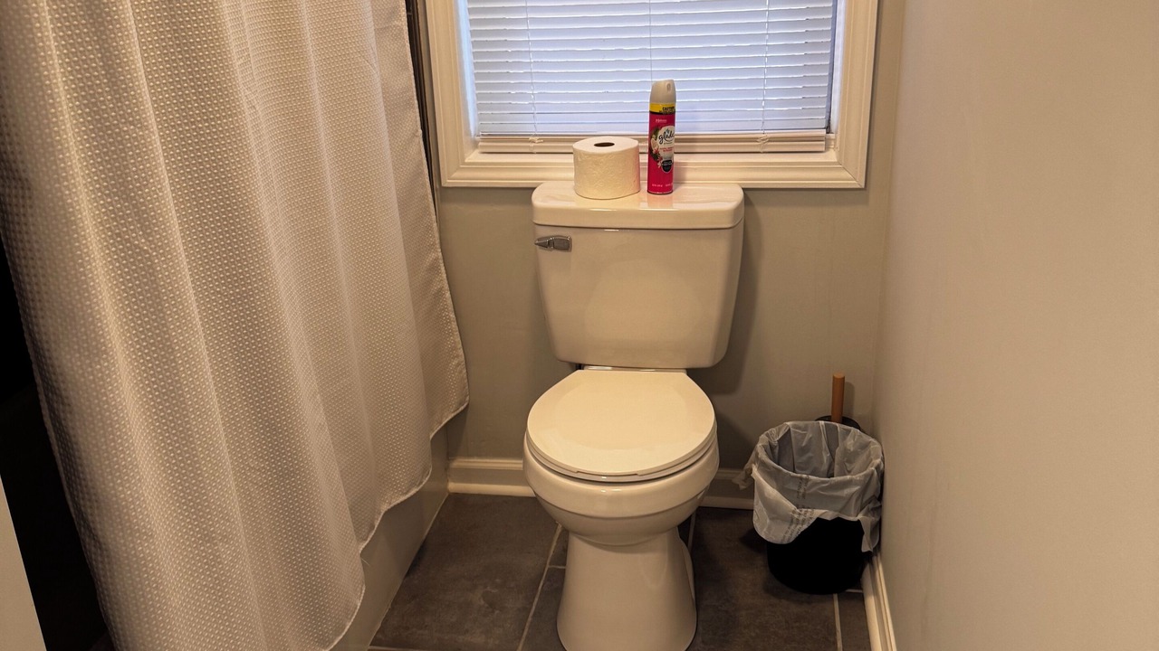 Photo of Bathroom in Groveoak