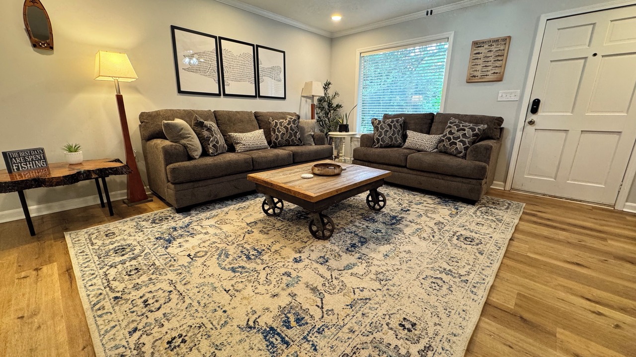 Photo of Livingroom in Groveoak