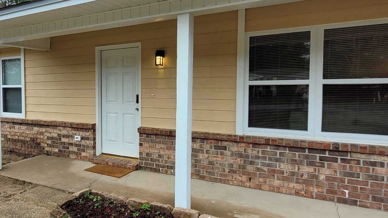 Photo of Outdoor in Northwest Pensacola