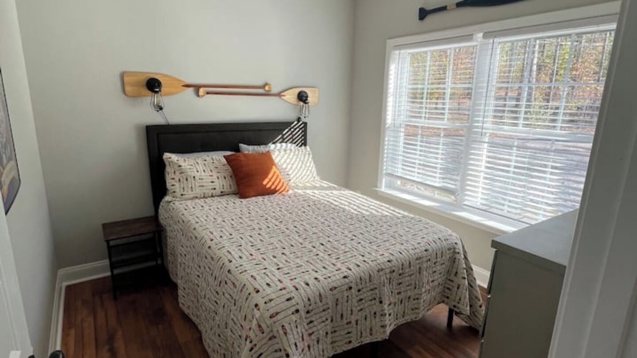 Photo of Bedroom in Jacksons' Gap